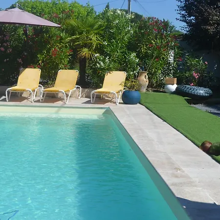 Holiday home Maison Bertineau Proche Saint-emilion Neac